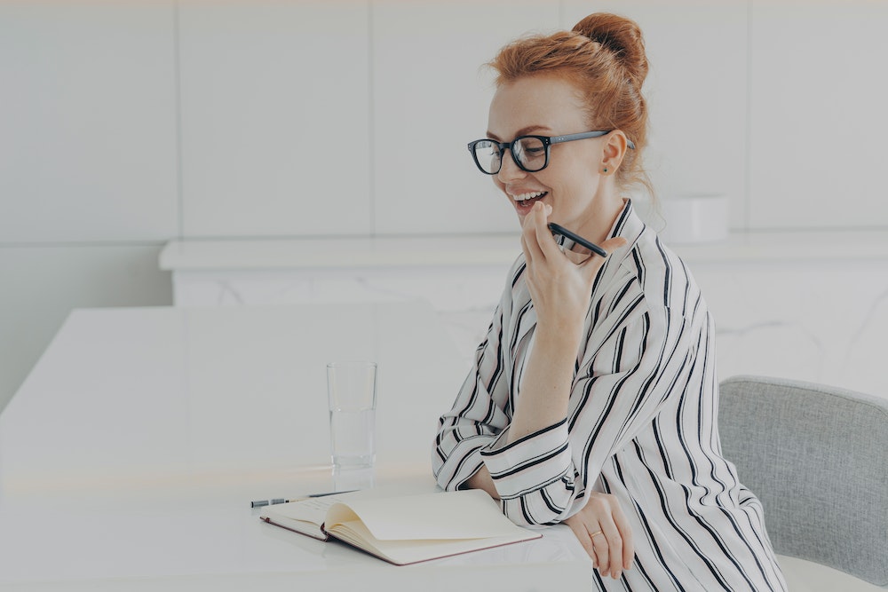 Comment l'assistant virtuel facilite la prise de décision en entreprise
