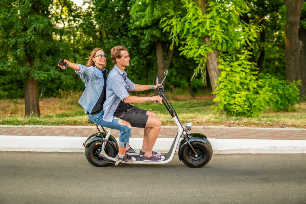 Choisir la bonne batterie pour votre moto : conseils et astuces d'experts