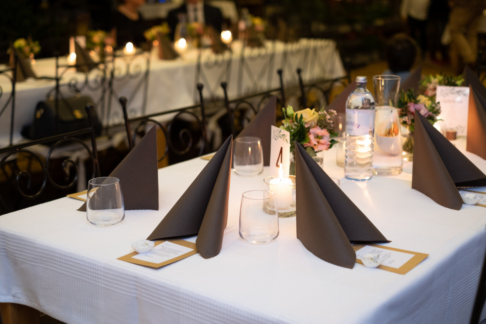 Choisir un traiteur pour votre réception de mariage : nos conseils et astuces