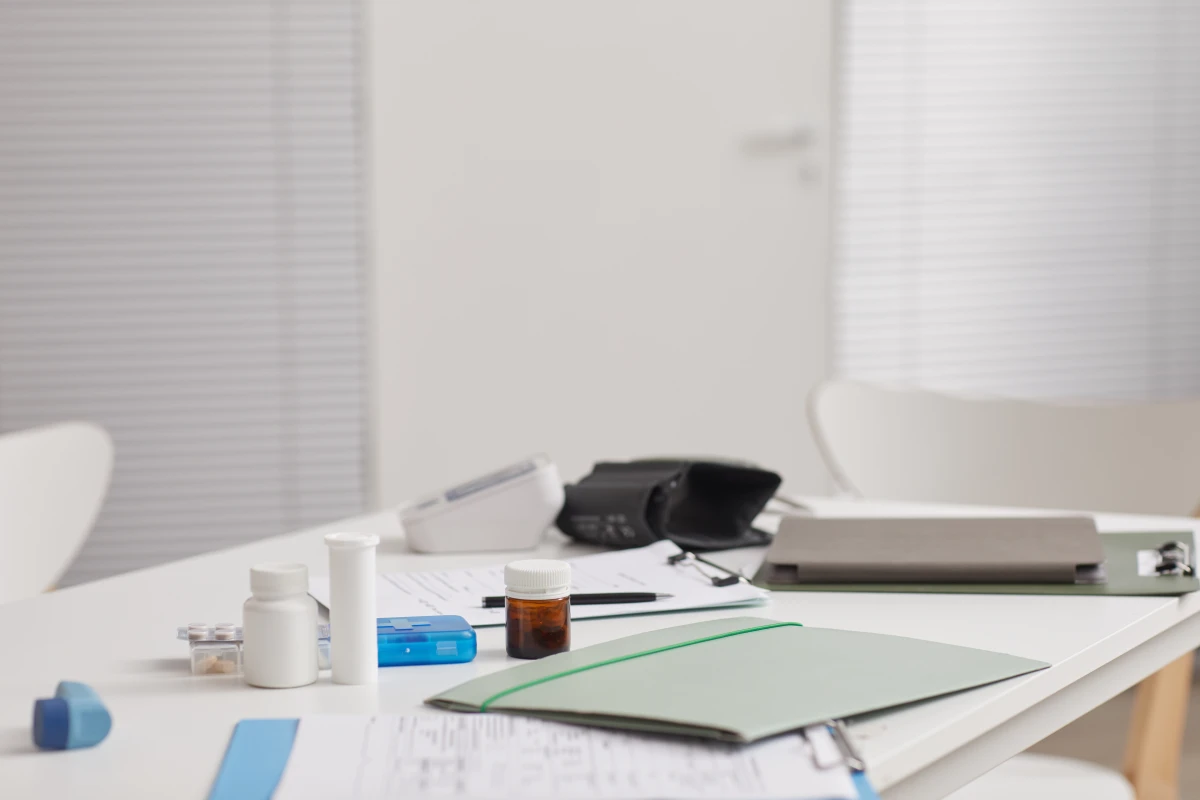 La santé au bureau : prévenir les TMS par des exercices simples