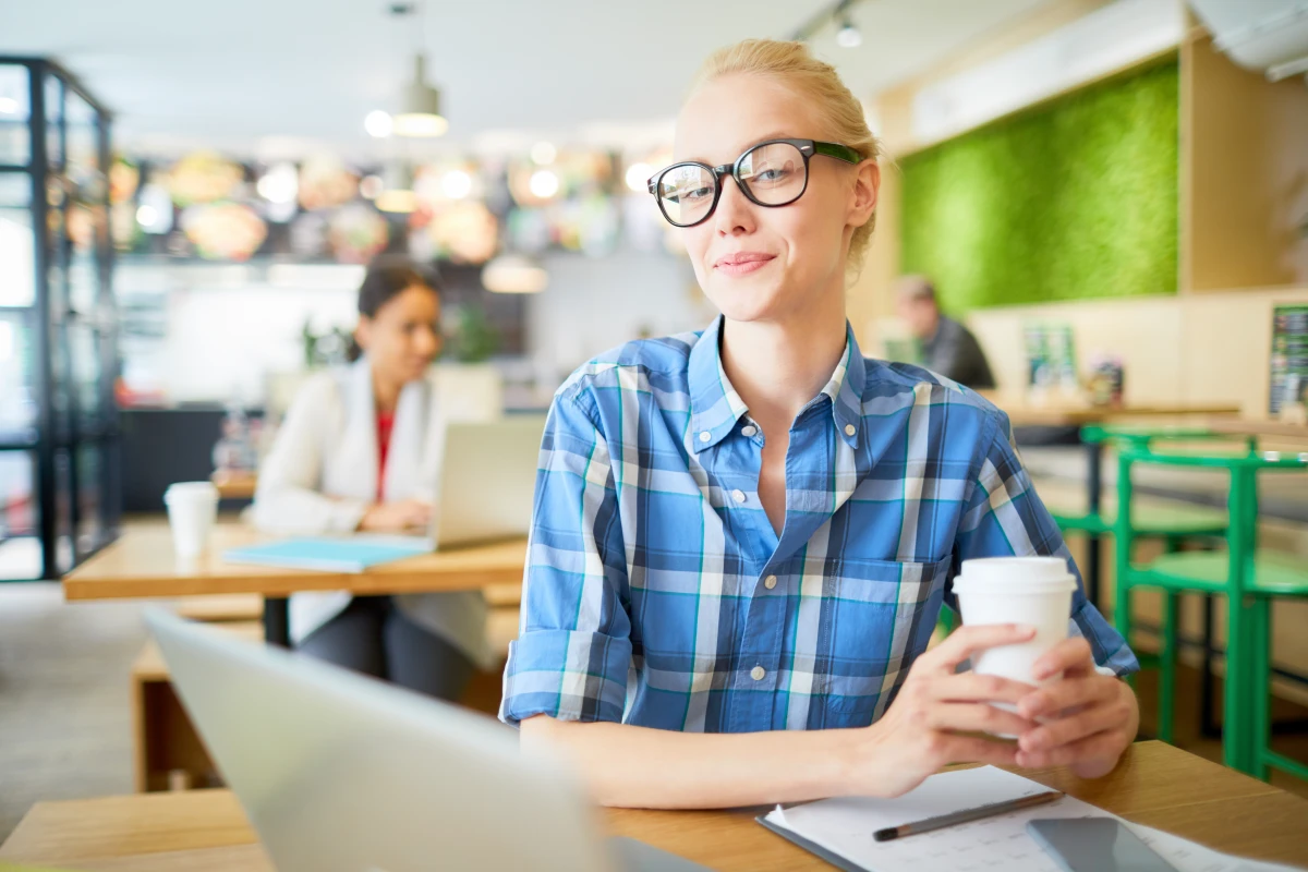 Trouver l'équilibre parfait entre travail et voyage : stratégies et astuces